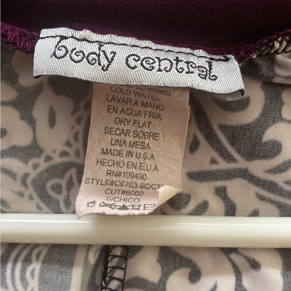 Body central v-neck casual dress size small - Picture 5 of 5